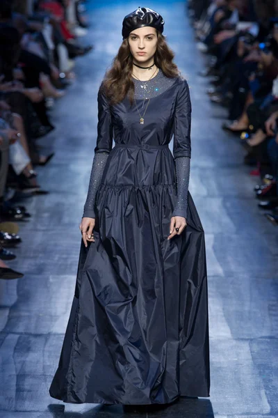 Look 68